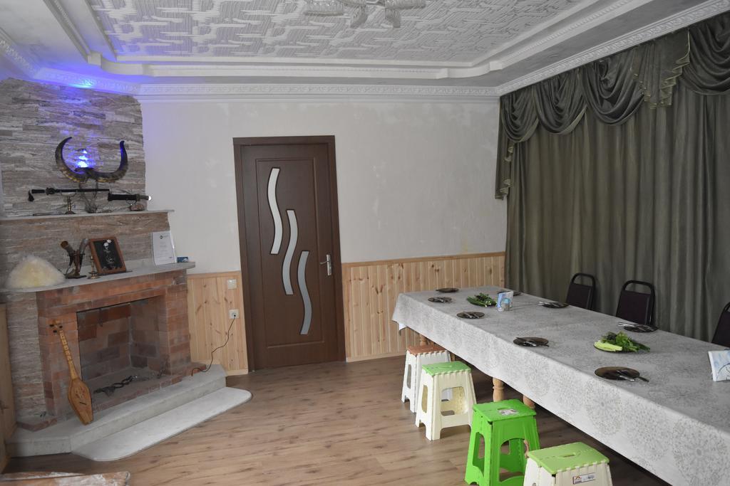 Qusha Guesthouse Meeting In The Mountains And Views คัซเบกี ภายนอก รูปภาพ