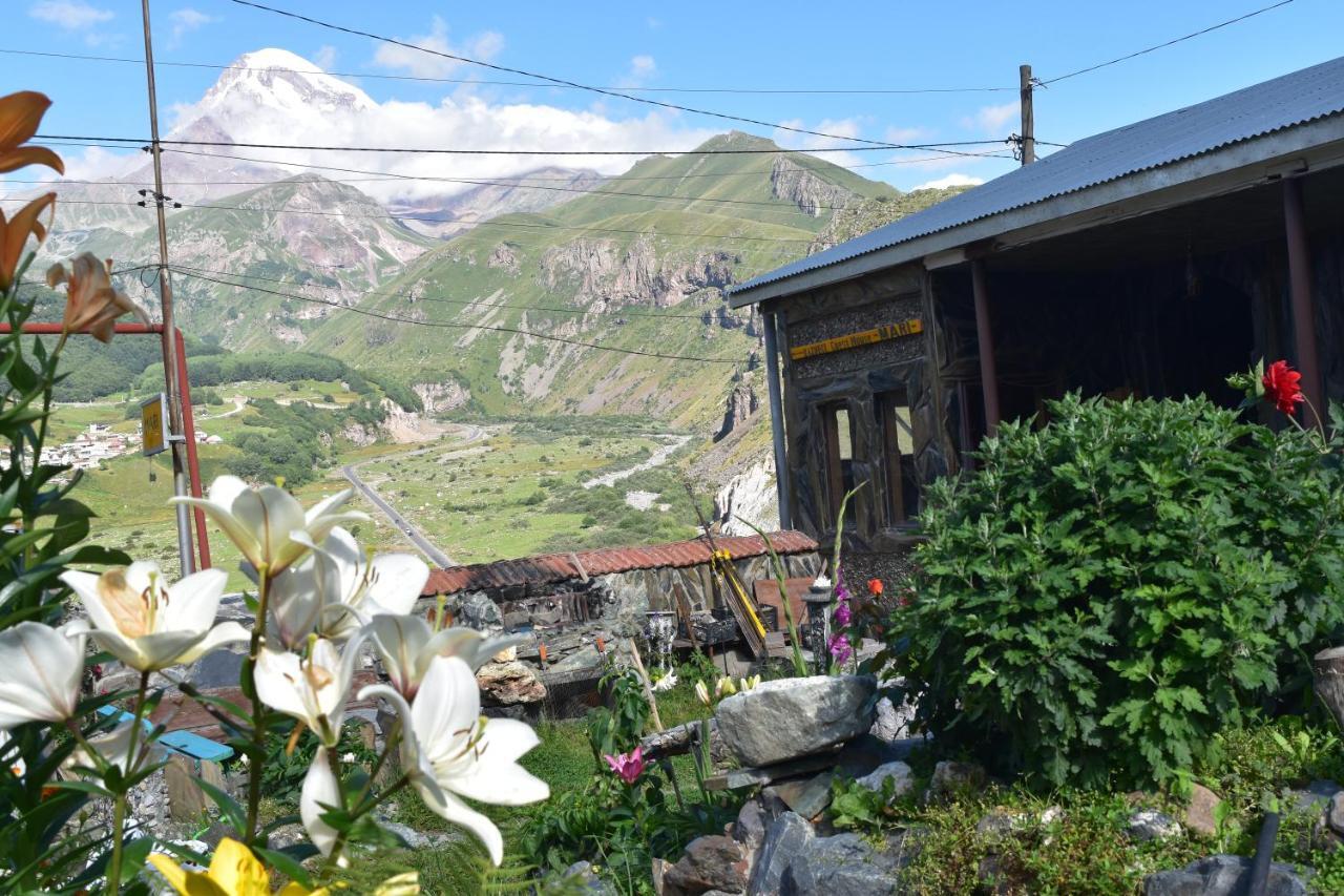 Qusha Guesthouse Meeting In The Mountains And Views คัซเบกี ภายนอก รูปภาพ